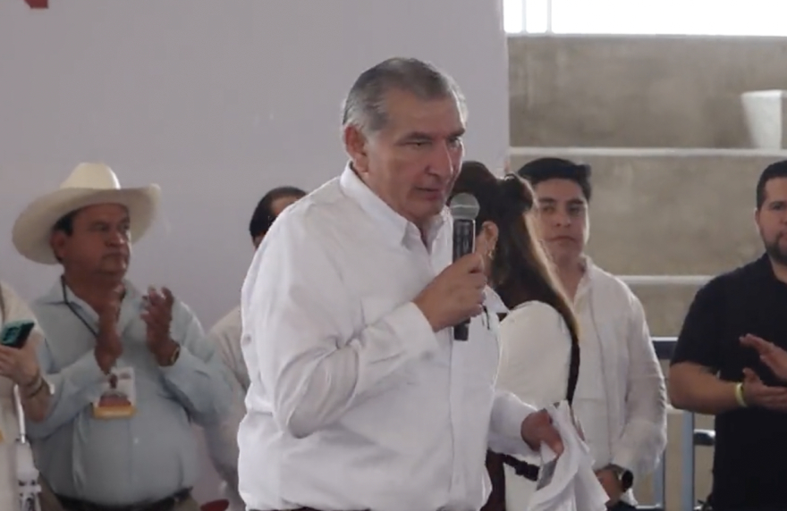 Adán Augusto critica a televisoras por “tratar de invisibilizar” el proceso interno de Morena: “si el pueblo se organiza, no nos gana Televisa”, dice