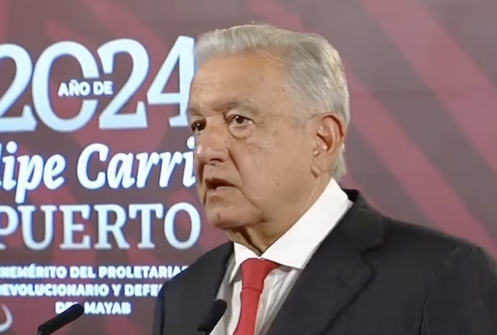 AMLO ahora si confía en Reforma y presume su encuesta: “Ya hasta me está cayendo bien el camarada Zamarripa y el camarada Junco”, dice