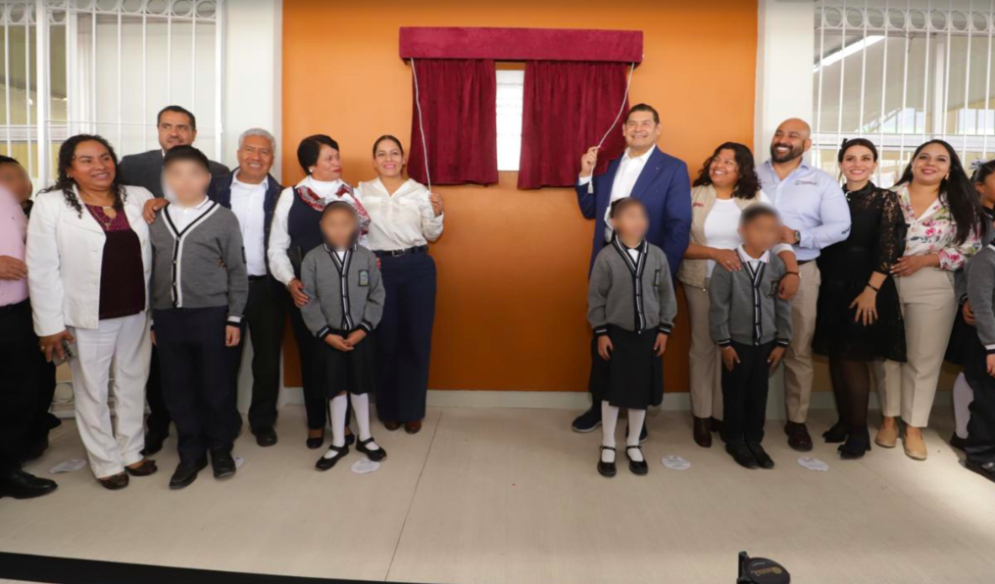 Armenta inaugura nuevos espacios educativos en la escuela &quot;Aquiles Serdán&quot;