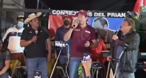 Félix Salgado y Mario Delgado se avientan un ‘palomazo’ para esperar fallo del INE