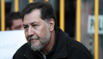 Fernández Noroña denuncia robo en su casa: “dejaron patas para arriba”