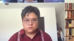 Se viraliza video de Gibrán Ramírez donde mujer en ropa interior lo interrumpe en una transmisión de TV
