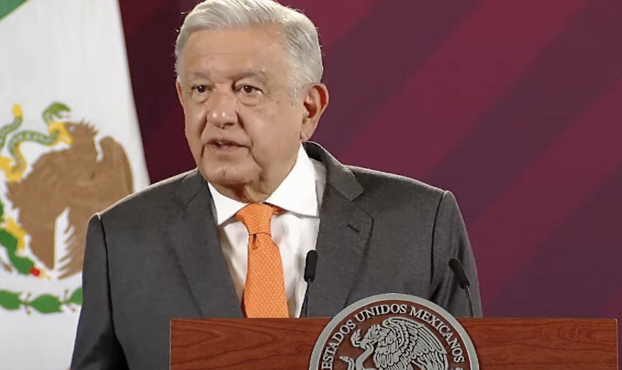 AMLO culpa a la SCJN por no hacer nada contra el huachicol