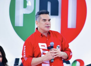 “Torpeza del gobierno no tiene límites”: advierte Alejandro Moreno tras contracción de la economía en 2025