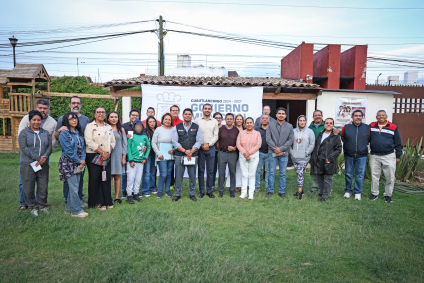 Continúa Omar Muñoz recogiendo propuestas ciudadanas en fraccionamientos de Cuautlancingo