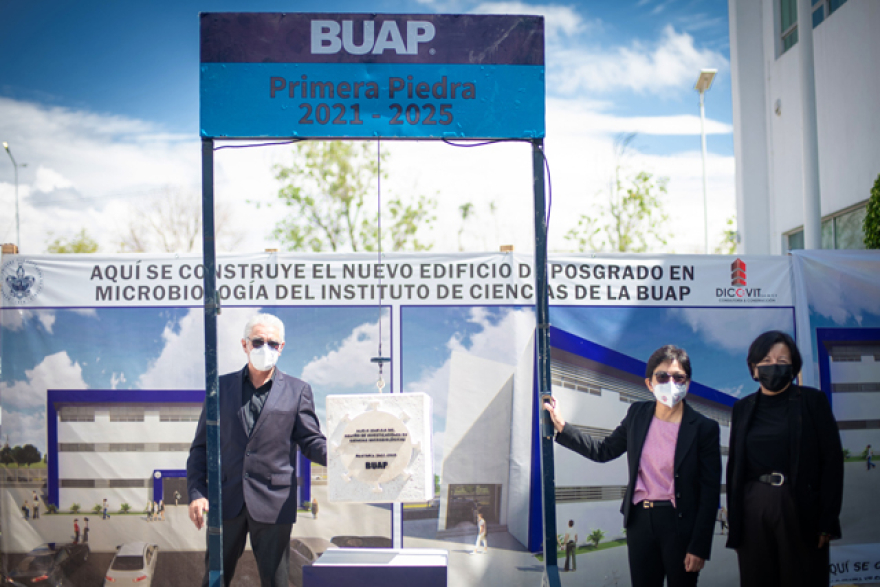 Inicia BUAP construcción de edificio de posgrado de Microbiología del ICUAP