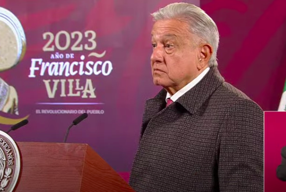 AMLO reprocha que medios de comunicación cubrir más el plagio de Yasmín Esquivel que el juicio de García Luna