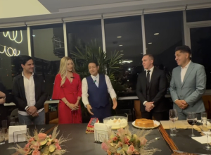 “Ser Director del Metro es mejor que ser Gobernador de Tlaxcala”; así se burla empresario rodeado de senadores de la 4T