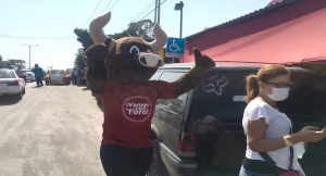 Sin Félix Salgado pero con botarga de “El Toro”, Morena arranca campaña en Guerrero