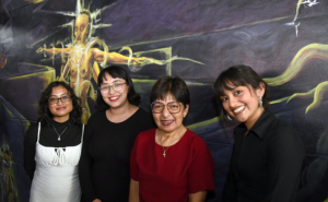 Lilia Cedillo inaugura mural en la Facultad de Psicología