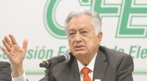 Manuel Bartlett, director de CFE