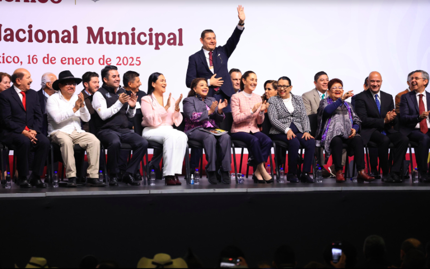 Armenta asiste al Encuentro Nacional Municipal 2025