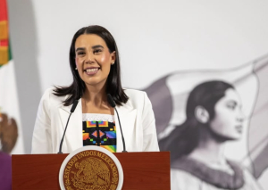 Josefina Rodríguez confirma aumento del 7.3% más de turistas extranjeros que visitan al país en lo que va del 2025