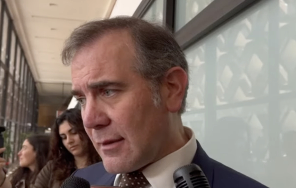 Lorenzo Córdova pide diálogo y respeto para discutir reforma electoral