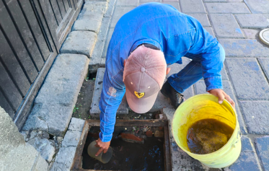 CAPAMH realiza trabajos de reparación de fugas y mantenimiento urbano