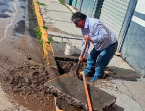 CAPAMH repara fugas en diversos puntos del municipio