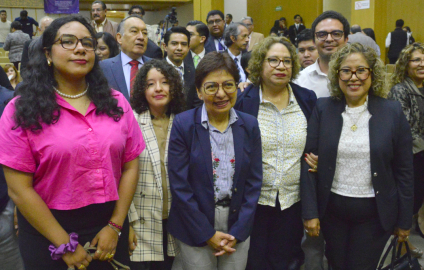 Egresados de Derecho abonan a una cultura de paz y a una sociedad más justa: Lilia Cedillo