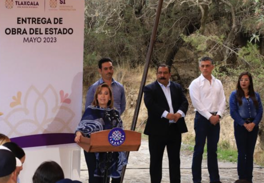 Cuéllar Cisneros continúa inauguración de obras en Atltzayanca y Xaltocan
