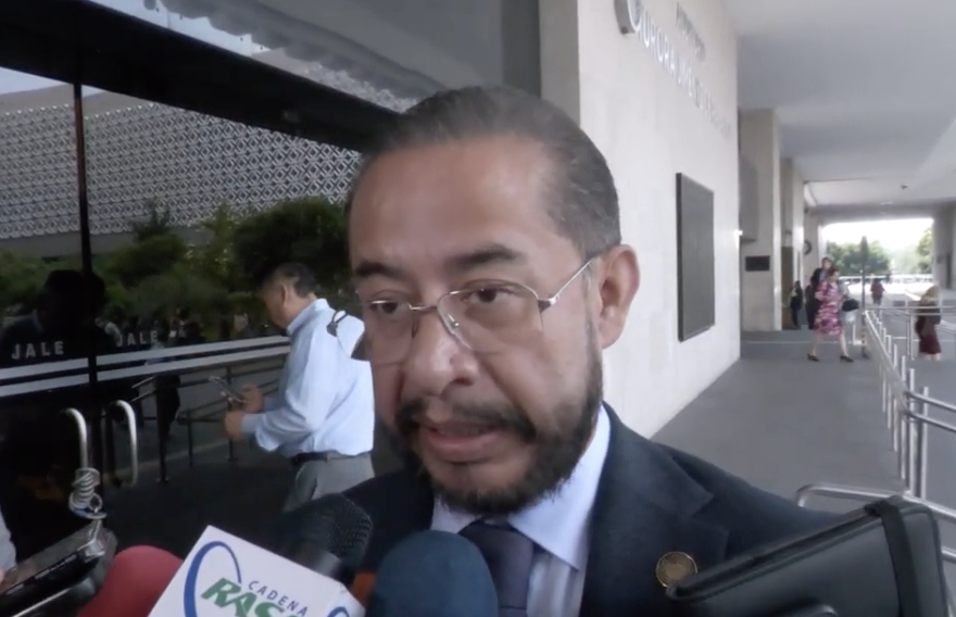 Sección instructora amaga otra vez con expediente de Alito Moreno