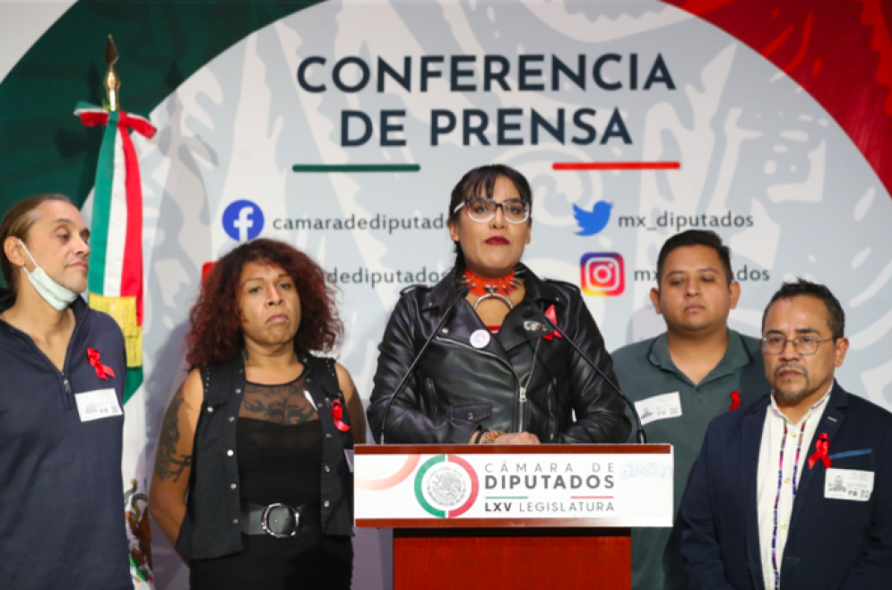 Diputada trans de Morena pide que personas con VIH/SIDA no sean sujetas al delito de peligro de contagio