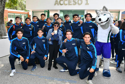 Abandera Rectora a delegación deportiva de la BUAP