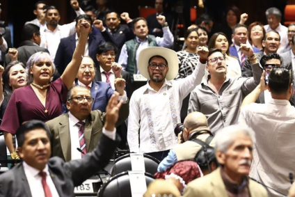 Diputados de Morena golpean a la democracia y a la justicia