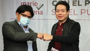 Gibrán Ramírez arremete contra Mario Delgado; lo llama “cochino trompudo”