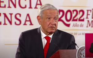 AMLO llama a productores y empresarios a hacer patria para enfrentar la inflación