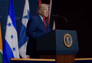 Trump formaliza alianza militar para enfrentar estructuras del narco en América Latina que han penetrado territorios, gobiernos y sistemas judiciales