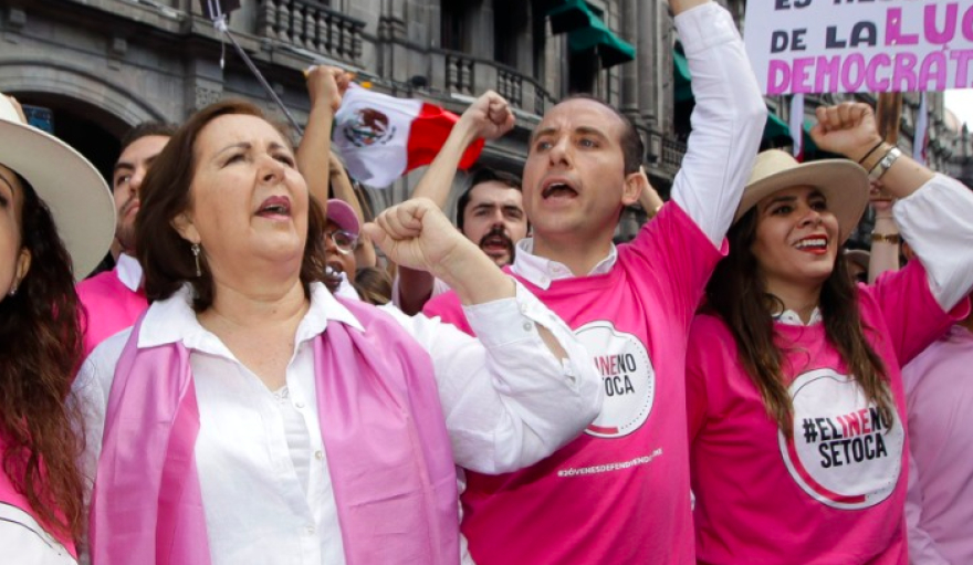 Riestra, Beauregard y Ana Tere levantan la mano para buscar la alcaldía de Puebla