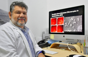 Investigador de la Facultad de Ciencias Biológicas desarrolla biosensores para detectar bacterias patógenas y toxinas