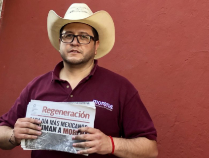 José Ramón López Beltrán se sube al tren de acordeones para tirar línea del voto en la elección judicial