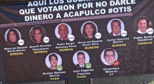 Exhiben en mantas a diputados federales de Guerrero que votaron en contra de dar recursos para la reconstrucción de Acapulco