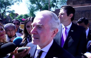 Santiago Creel acusa a AMLO de dividir y confrontar a los mexicanos