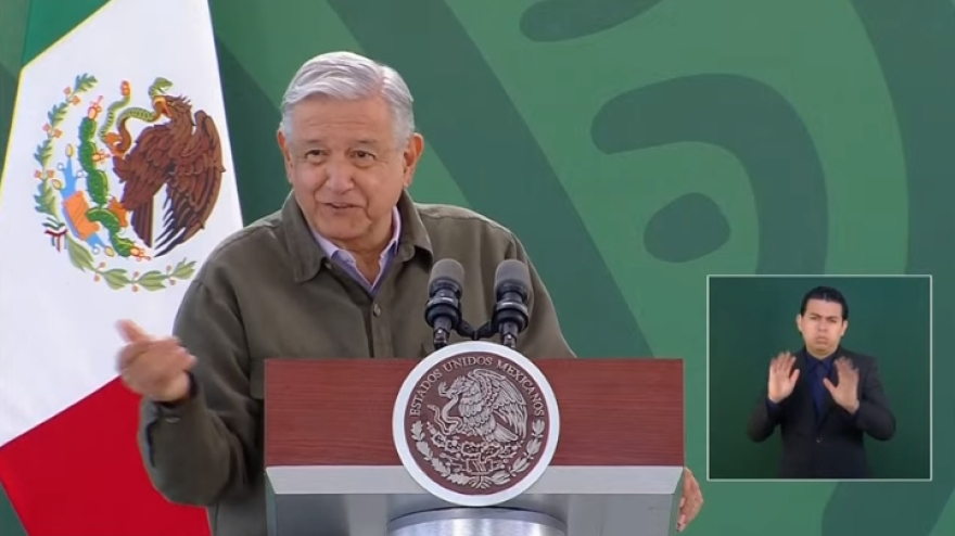 AMLO tropieza y dar por muerto a López Doriga, luego corrige y le desea &quot;larga vida&quot;