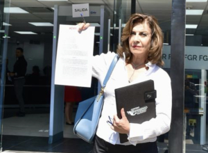 María Elena Pérez -Jaén presenta denuncia formal contra Arturo Zaldívar por manipulaciones de AMLO en el Poder Judicial