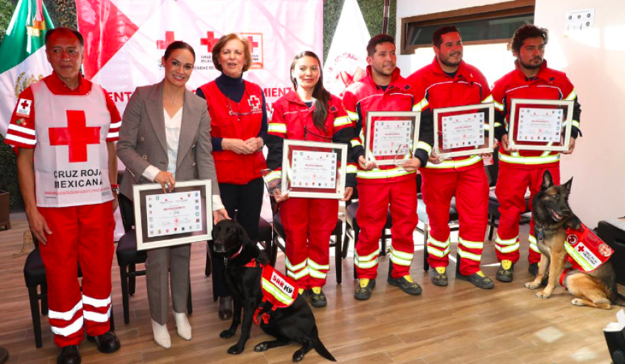 Reconocen al equipo de socorristas poblanos especialistas en Rescates de Estructuras Colapsadas