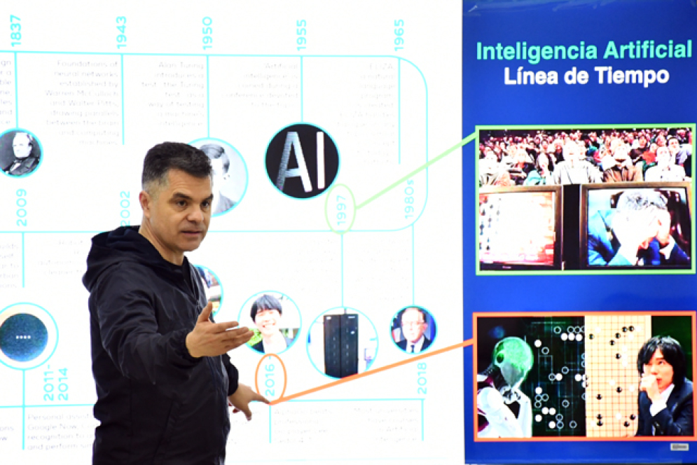 Ética Algorítmica: El debate sobre el futuro de la IA en la BUAP
