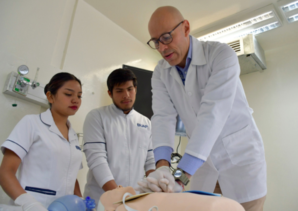 Facultad de Enfermería BUAP es centro certificador en atención de emergencias