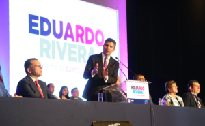 Lalo Rivera presenta su primer informe de gobierno