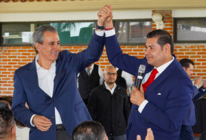 Pepe Chedraui y Armenta sostienen reunión con empresarios