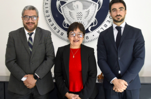 Lilia Cedillo toma protesta a nuevos funcionarios de la BUAP