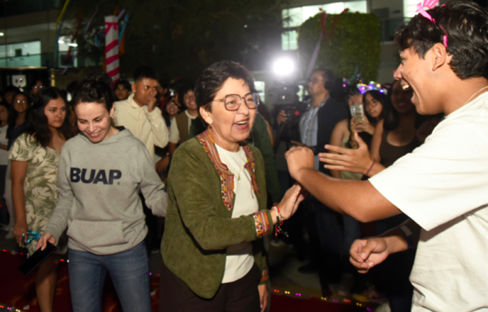 Inaugura Rectora Lilia Cedillo Cuarto Campamento con Causa del Bachillerato 5 de Mayo