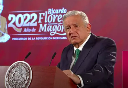 AMLO presume que su estrategia de “abrazos, no balazos” ha funcionado