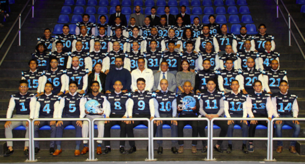 Equipo de fútbol americano de la BUAP estrena nuevo Jersey de cara a la temporada de la OFAMO