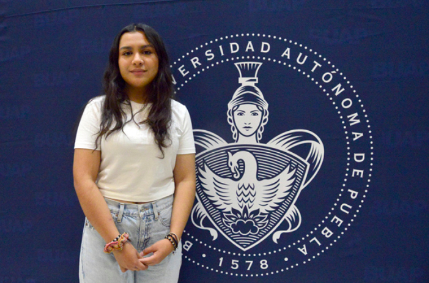 Estudiante BUAP diseña viscosímetro casero para medir la viscosidad en fluidos