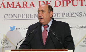 Moreira advierte que la reforma electoral de AMLO dejaría abierta la intervención del narco en las elecciones