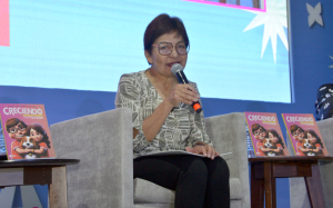 Presentan el libro Creciendo con huellas y corazón. Inteligencia emocional en la infancia en la FENALI