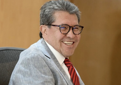 Monreal presume ser un “garantista”