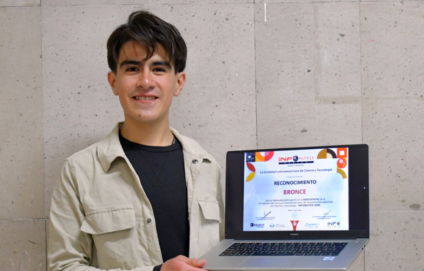 Estudiante gana medalla de bronce en Infomatrix Puebla 2026